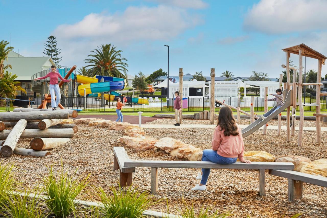 The Retreat West Beach Parks Adelaide Exterior photo