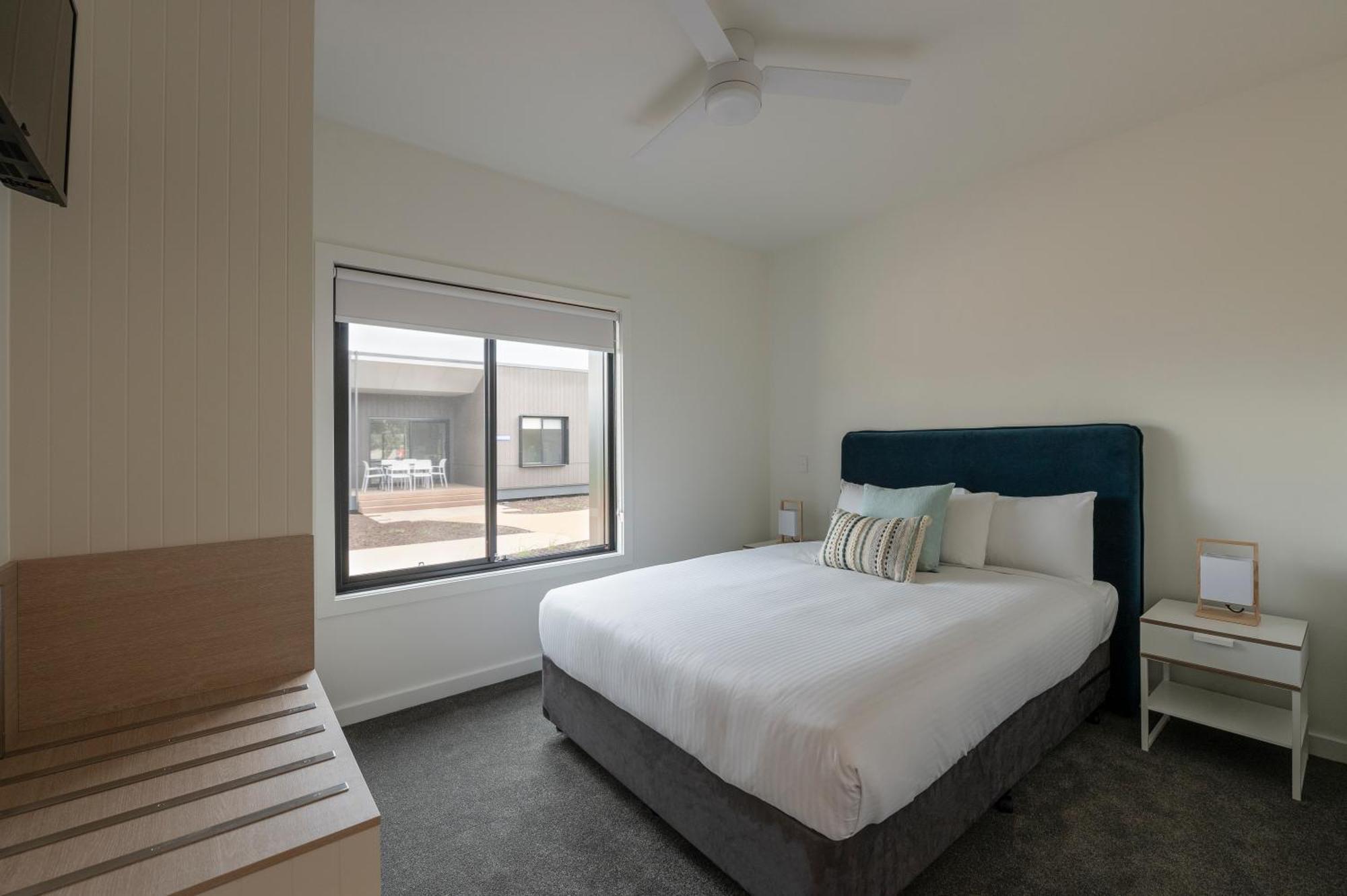 The Retreat West Beach Parks Adelaide Room photo