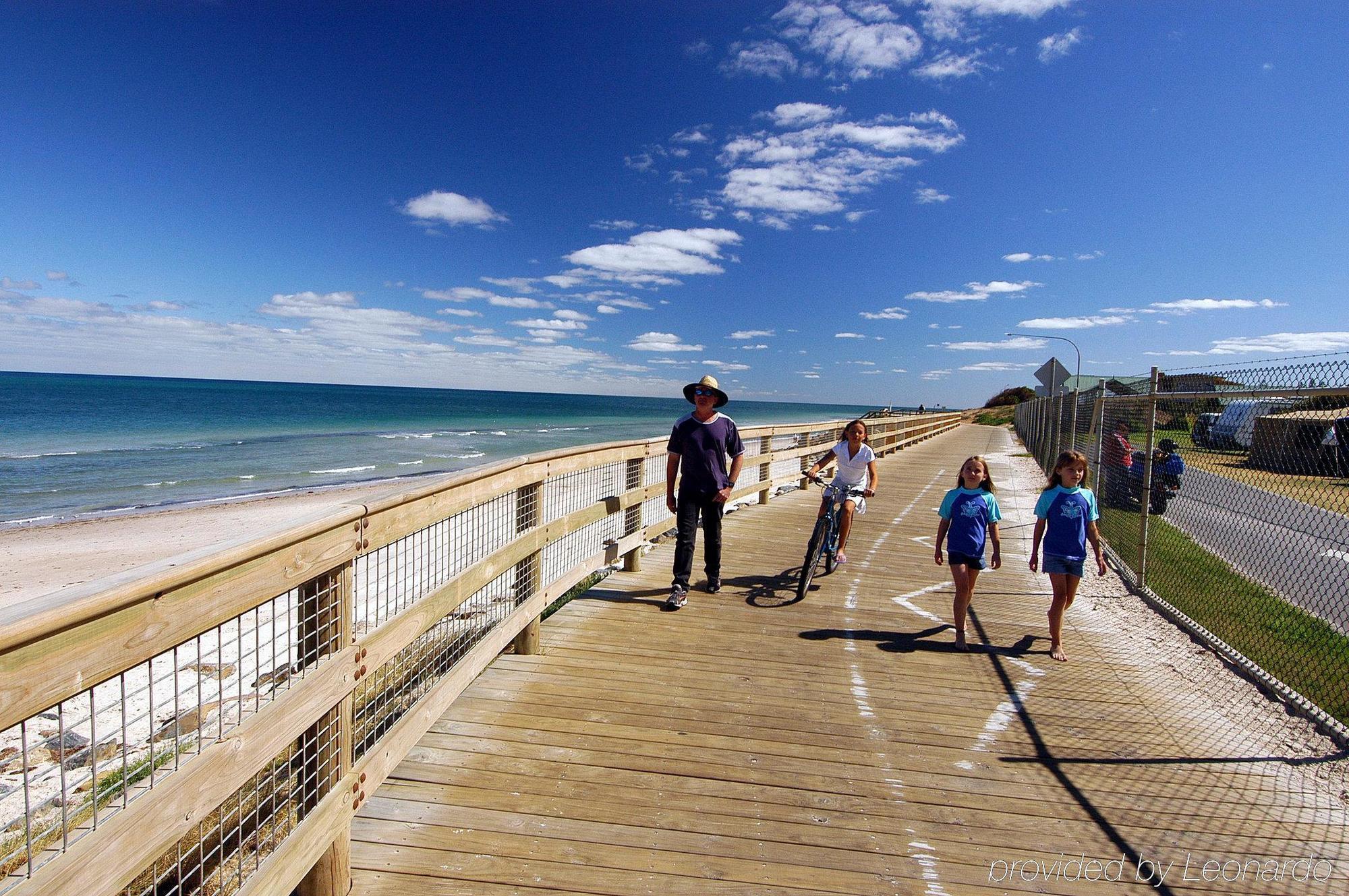 The Retreat West Beach Parks Adelaide Exterior photo