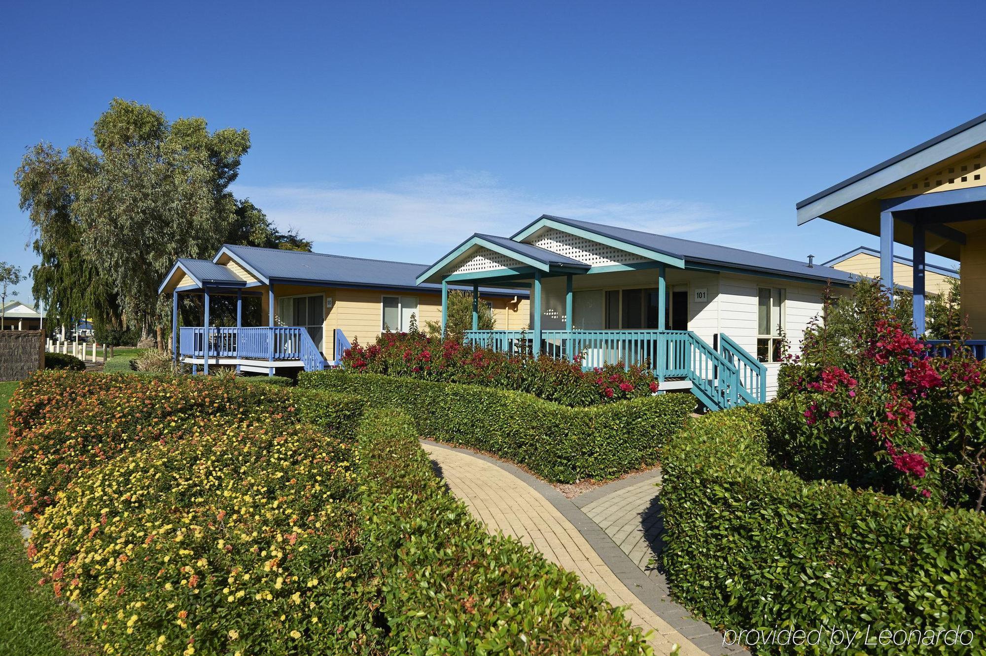 The Retreat West Beach Parks Adelaide Exterior photo