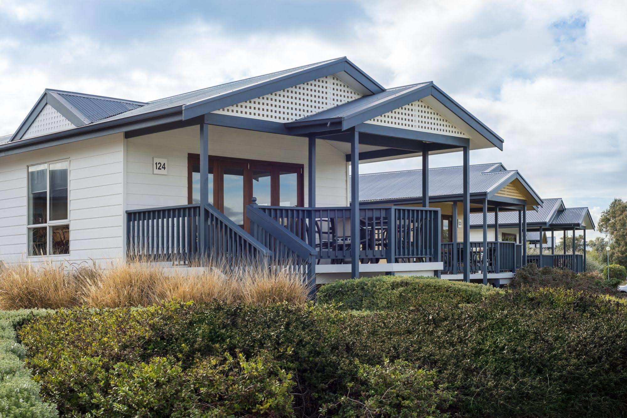 The Retreat West Beach Parks Adelaide Exterior photo